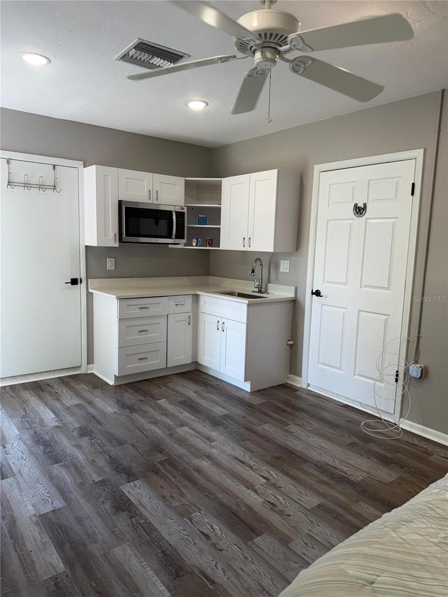 5950 HIGH ST — photo 18