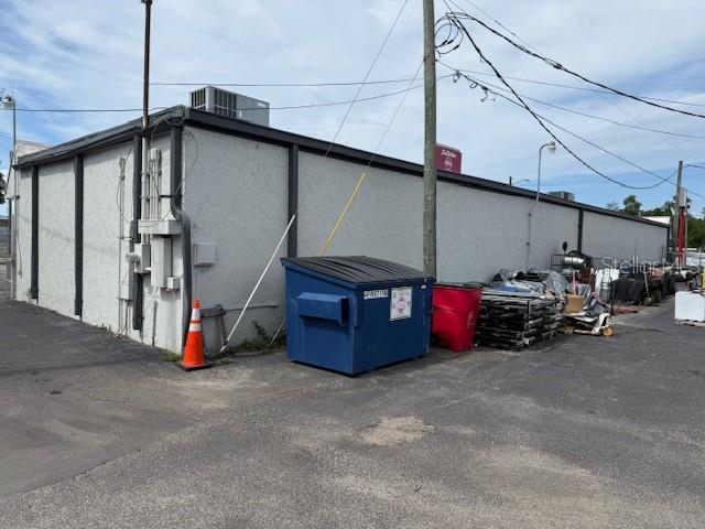 9501 N NEBRASKA AVE — photo 10