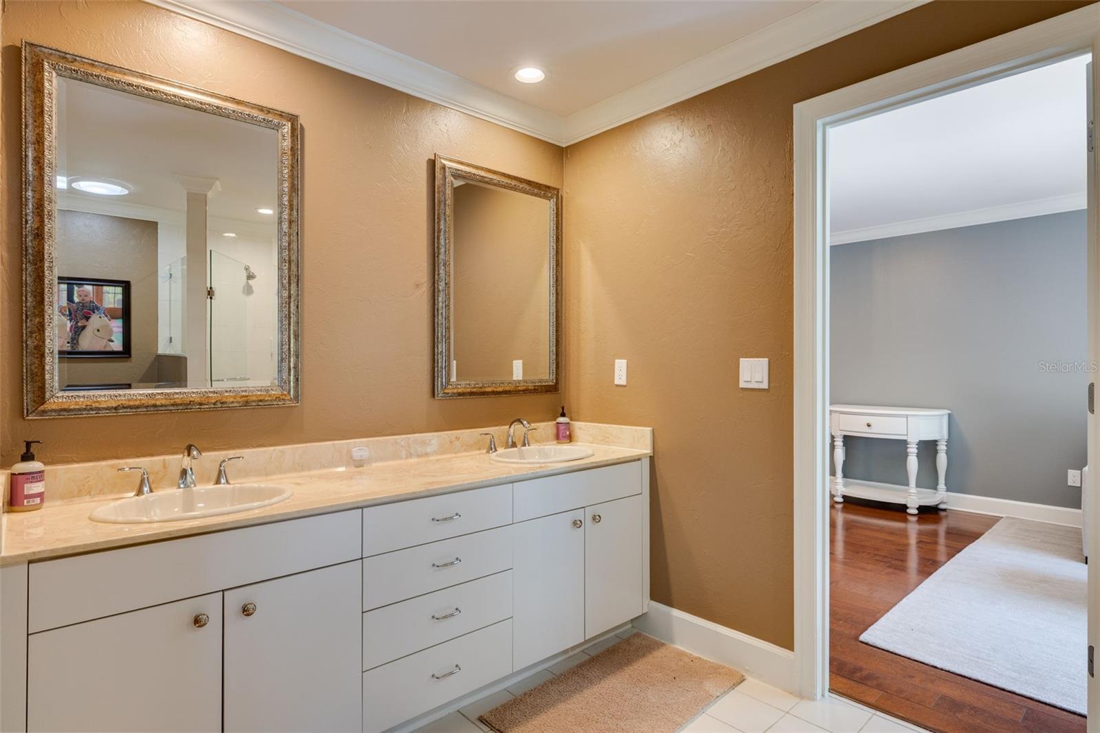 97 SUGAR MILL DR — photo 40