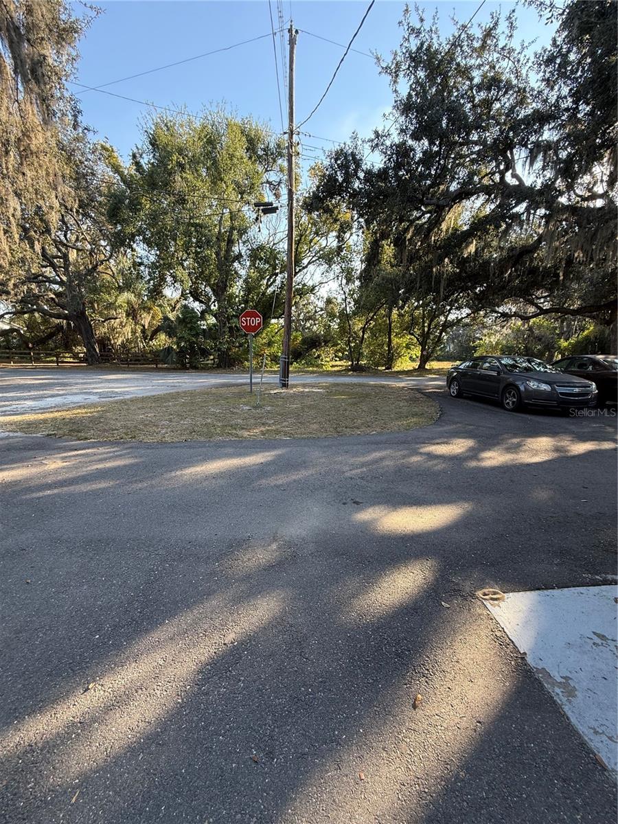 LAKESIDE DR — photo 12