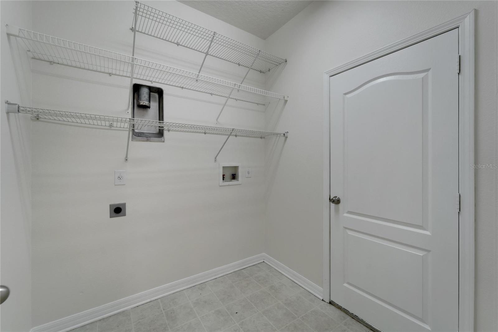 411 DURHAM SHORE CT — photo 52