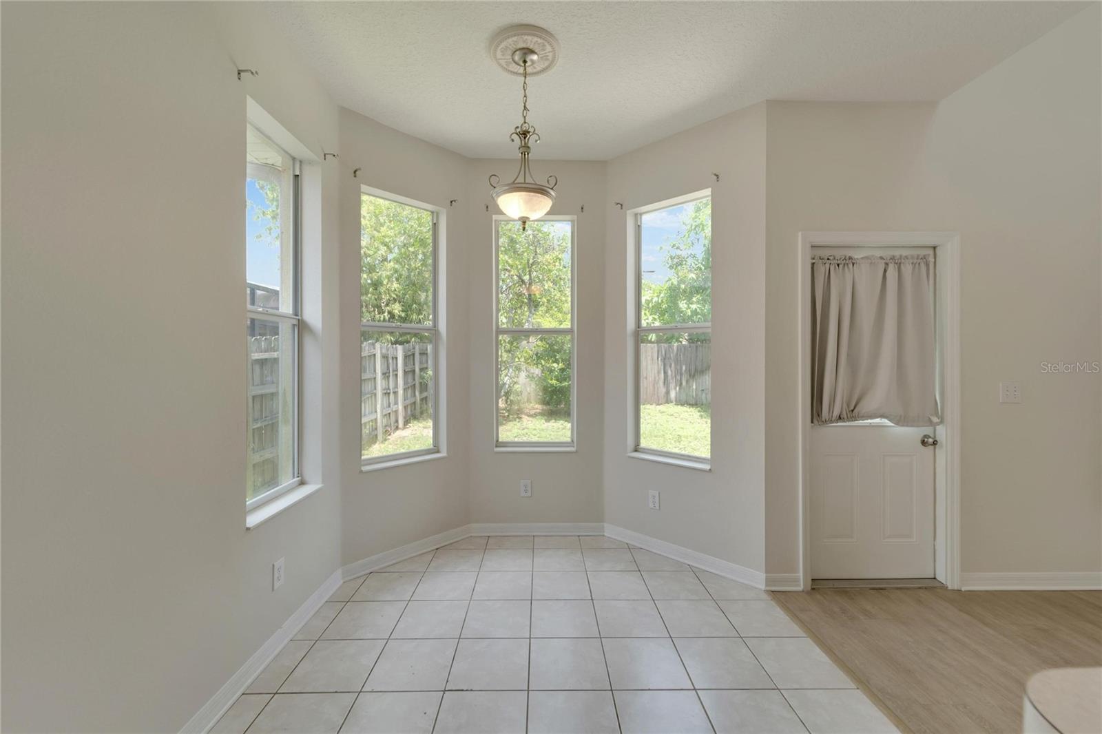 411 DURHAM SHORE CT — photo 24