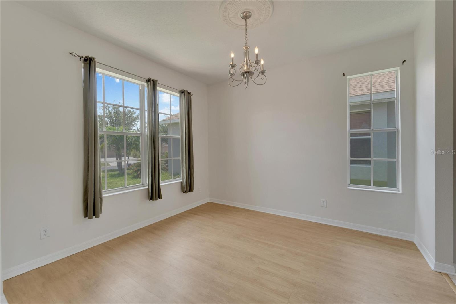 411 DURHAM SHORE CT — photo 13