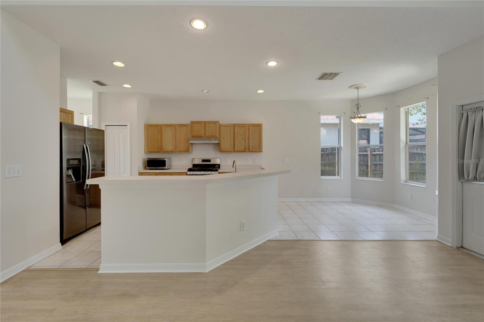 411 DURHAM SHORE CT — photo 22