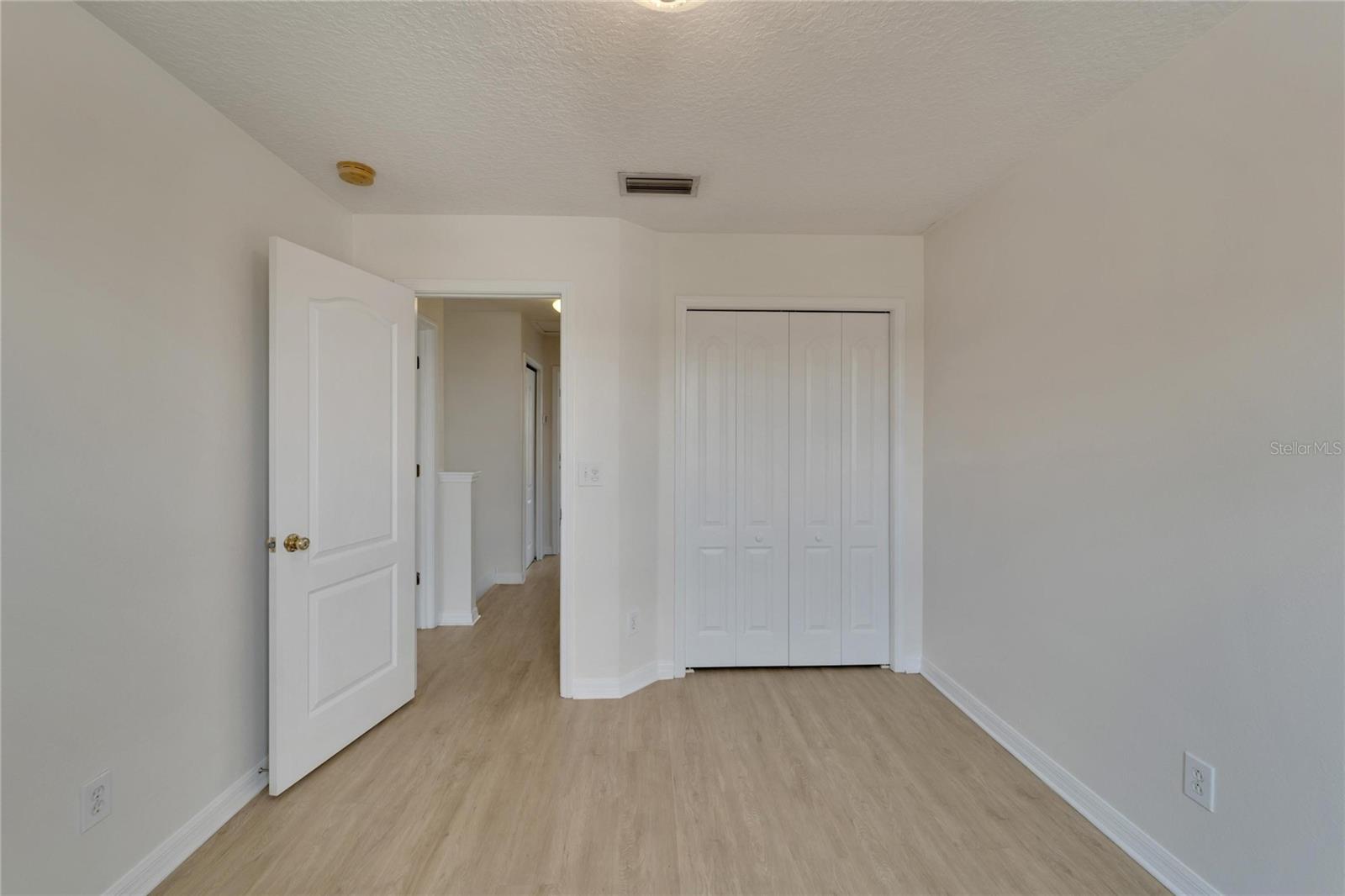 411 DURHAM SHORE CT — photo 47