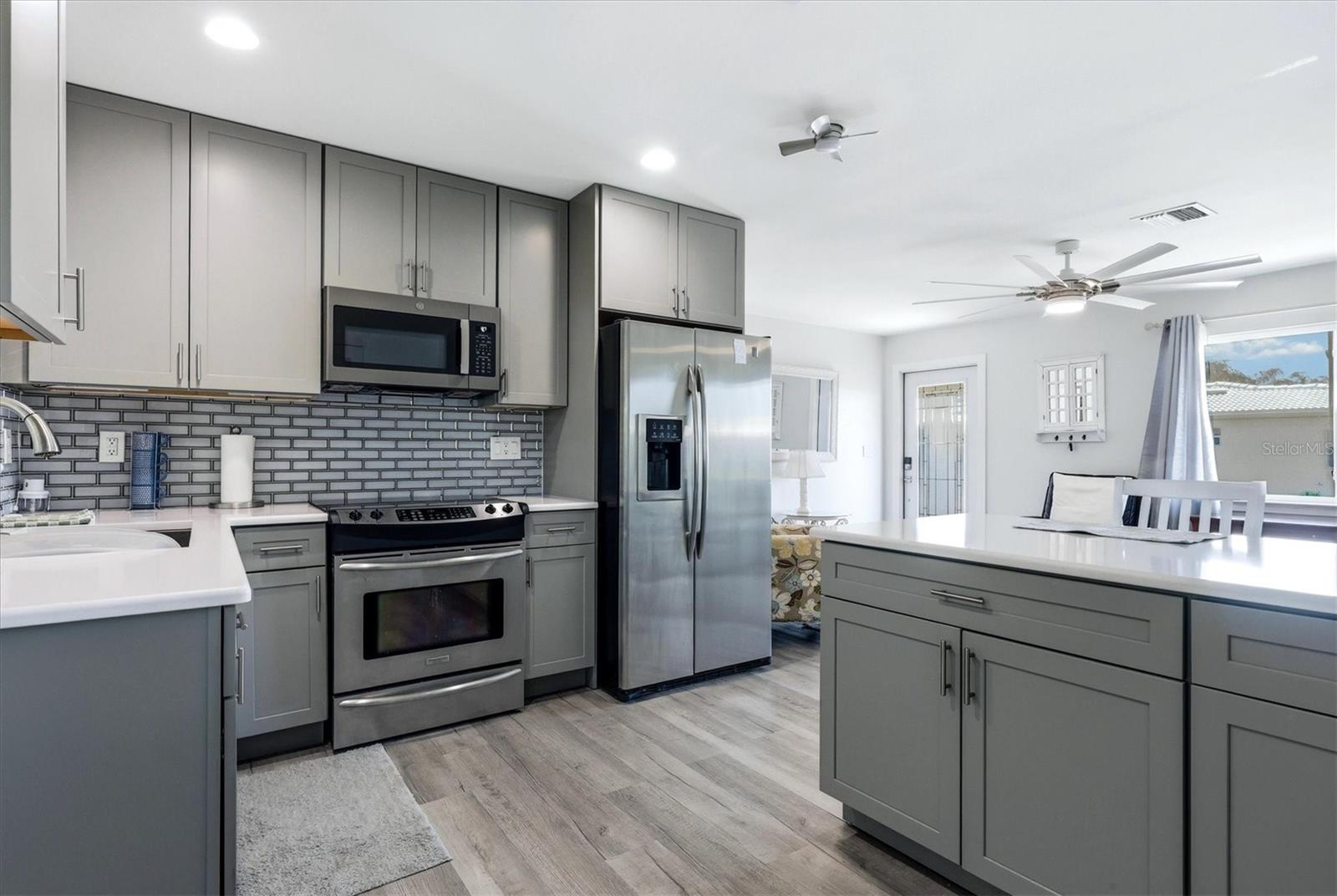 8940 PICKWICK RD — photo 14