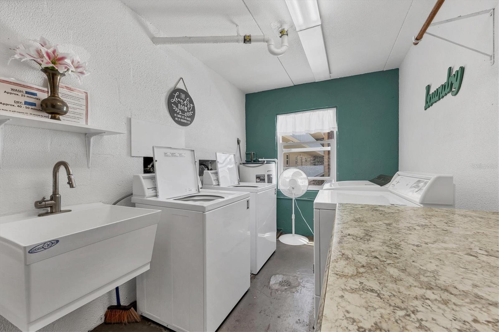 1215 S PORTOFINO DR #406 — photo 38