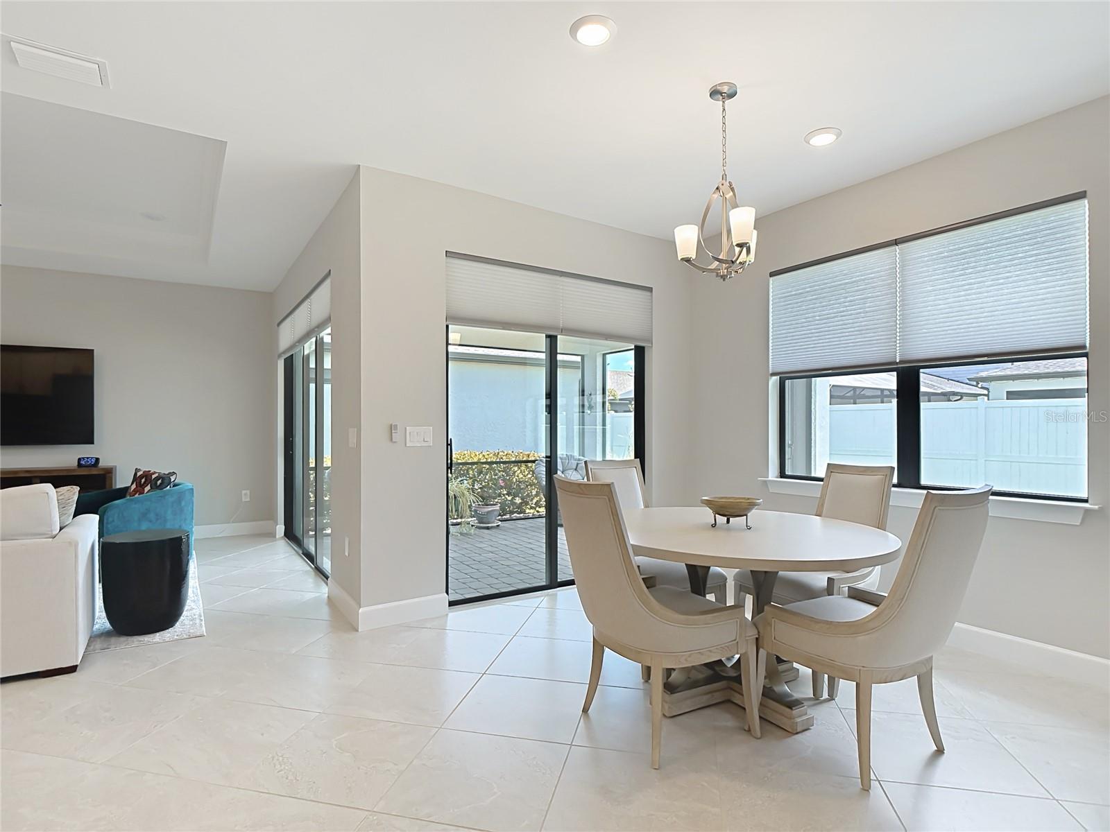 2462 GABEL OAK DR — photo 12