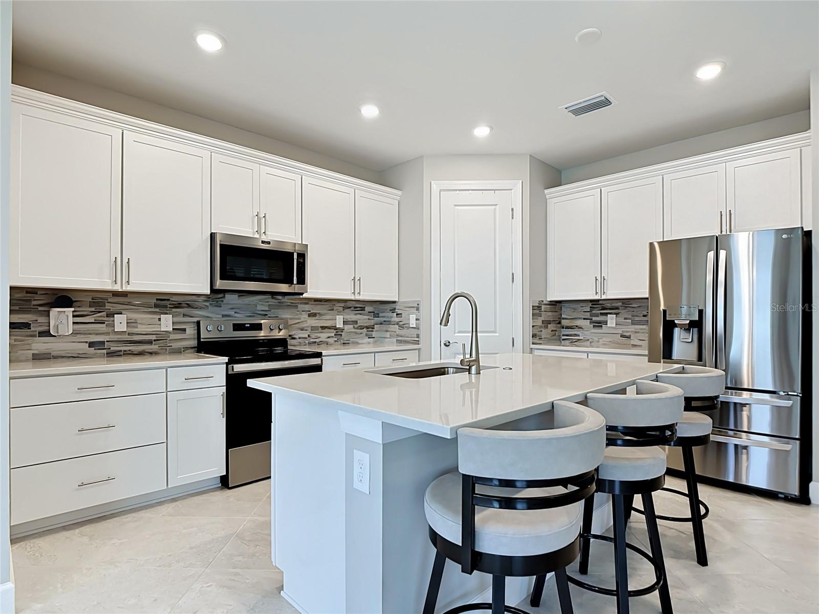 2462 GABEL OAK DR — photo 18