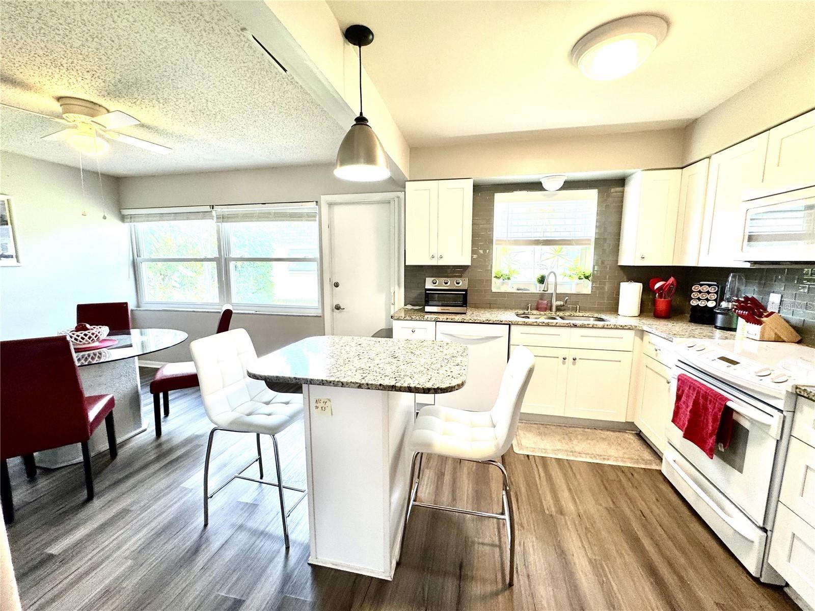 6997 VERSAILLES N #n/a — photo 3