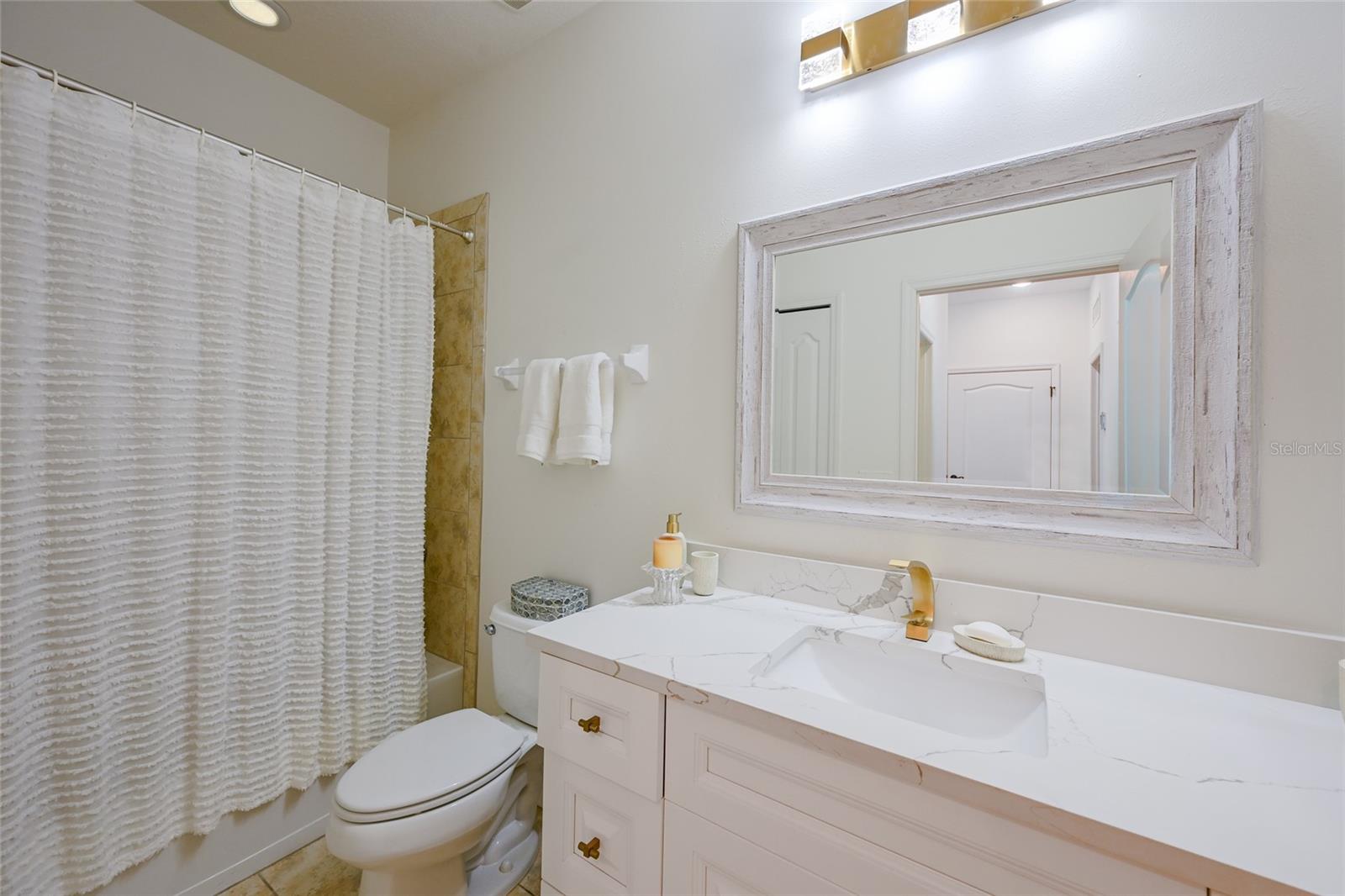 15422 HELMSDALE PL — photo 30