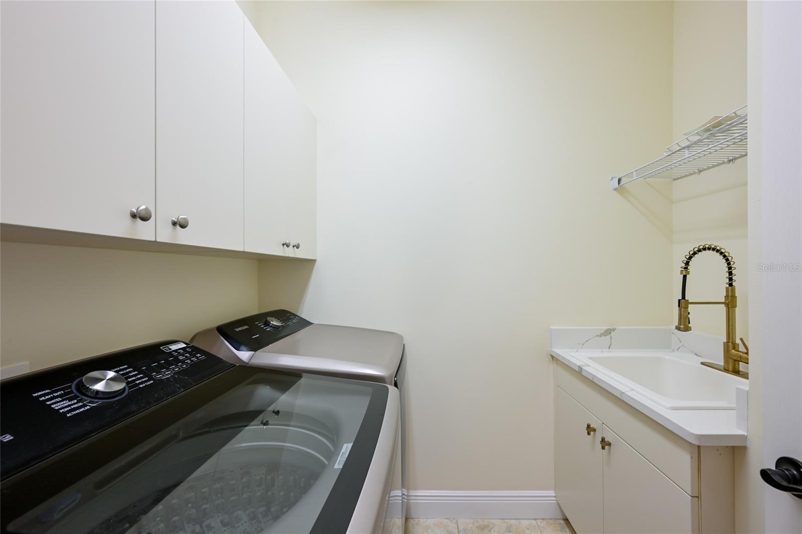 15422 HELMSDALE PL — photo 38