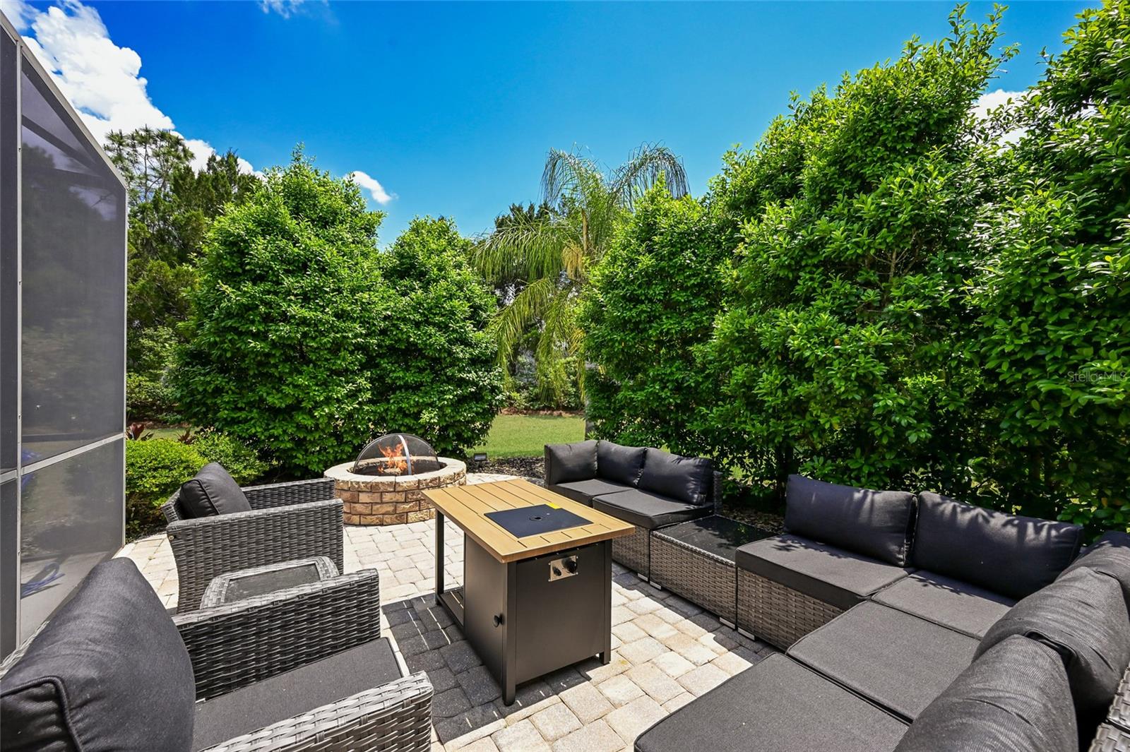 15422 HELMSDALE PL — photo 36