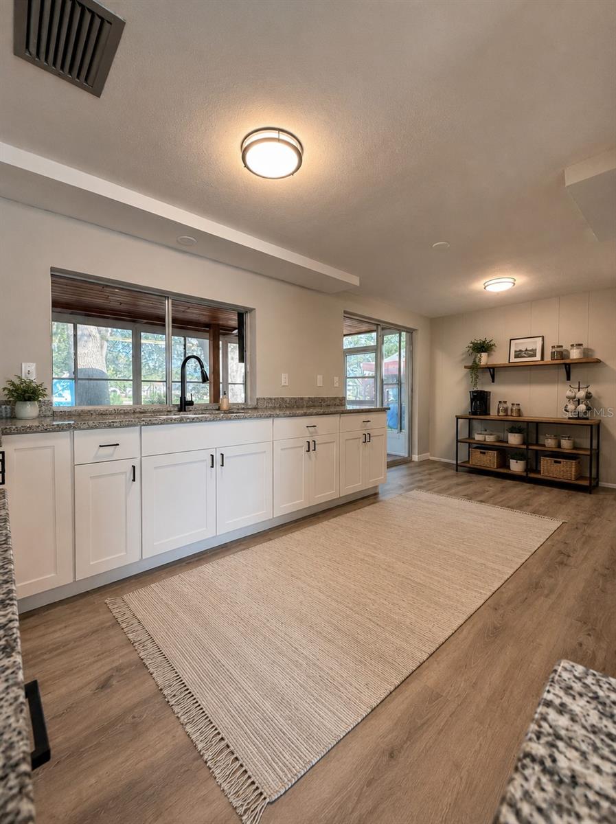3507 LANDALE DR — photo 2