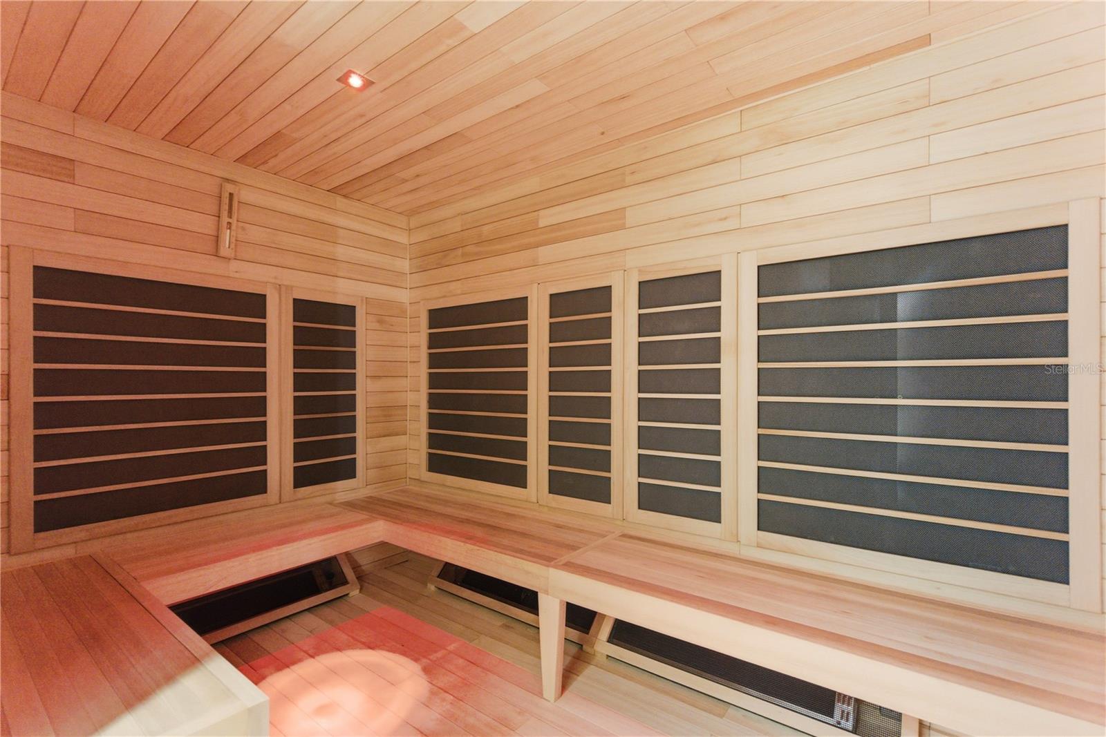 400 BEACH DR NE #2605 — photo 38