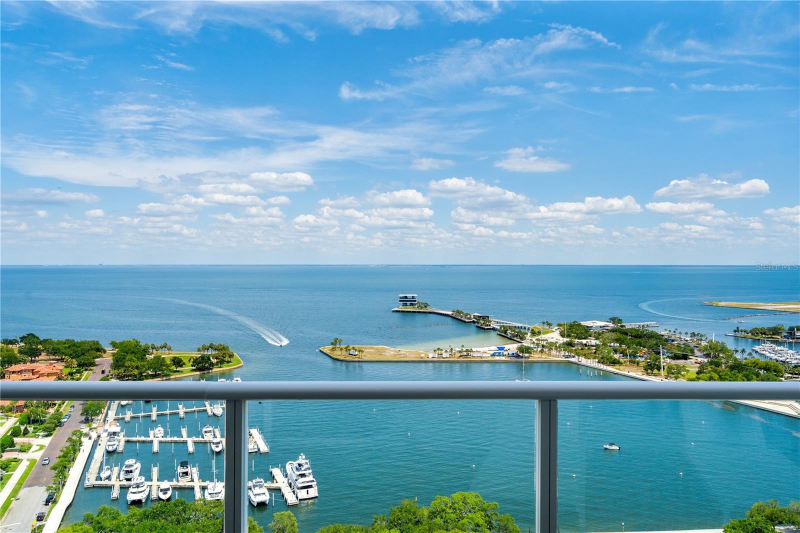 400 BEACH DR NE #2605 — photo 35