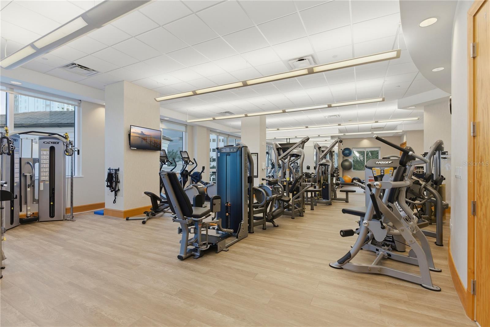400 BEACH DR NE #2605 — photo 40