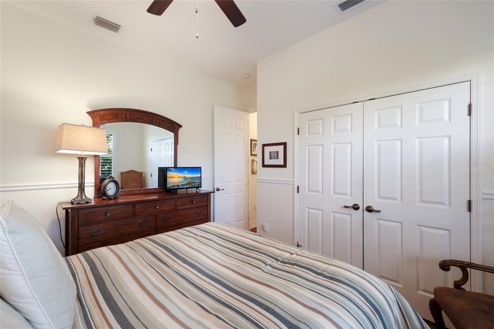 7207 ASHLAND GLN — photo 47
