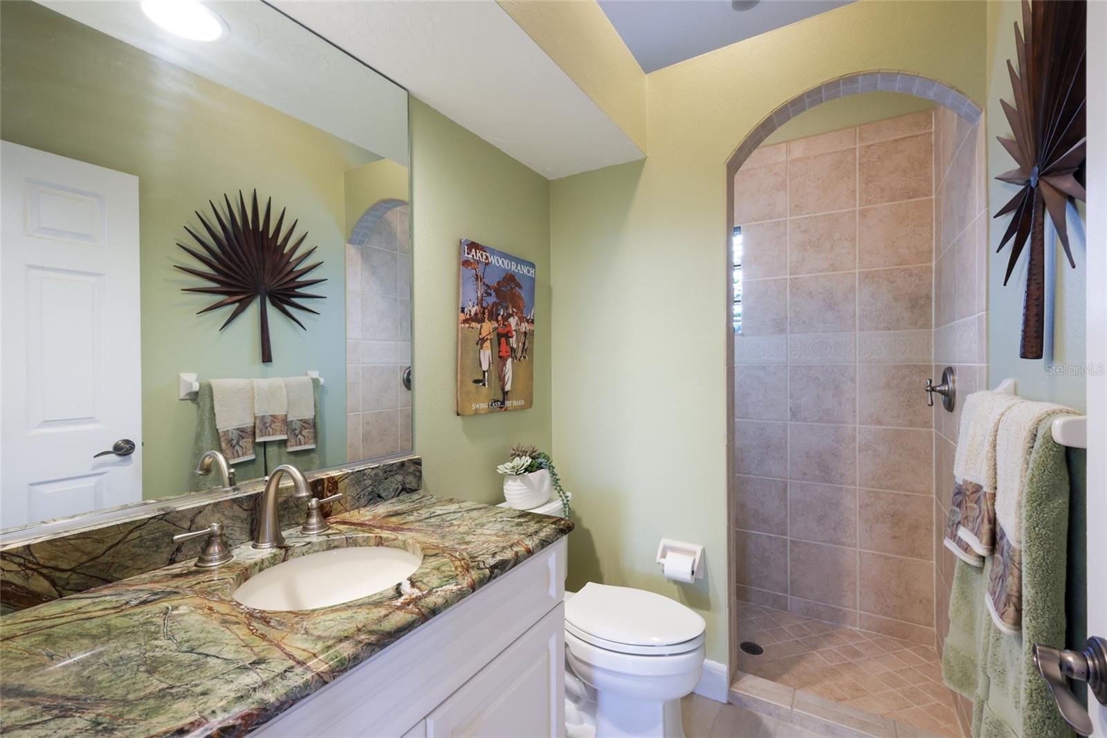 7207 ASHLAND GLN — photo 33
