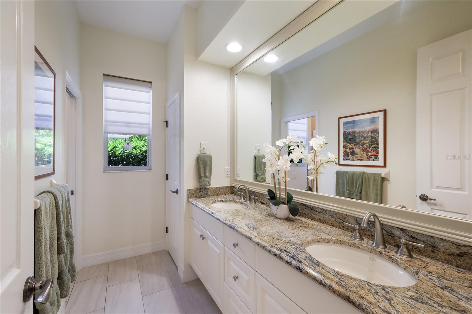 7207 ASHLAND GLN — photo 44