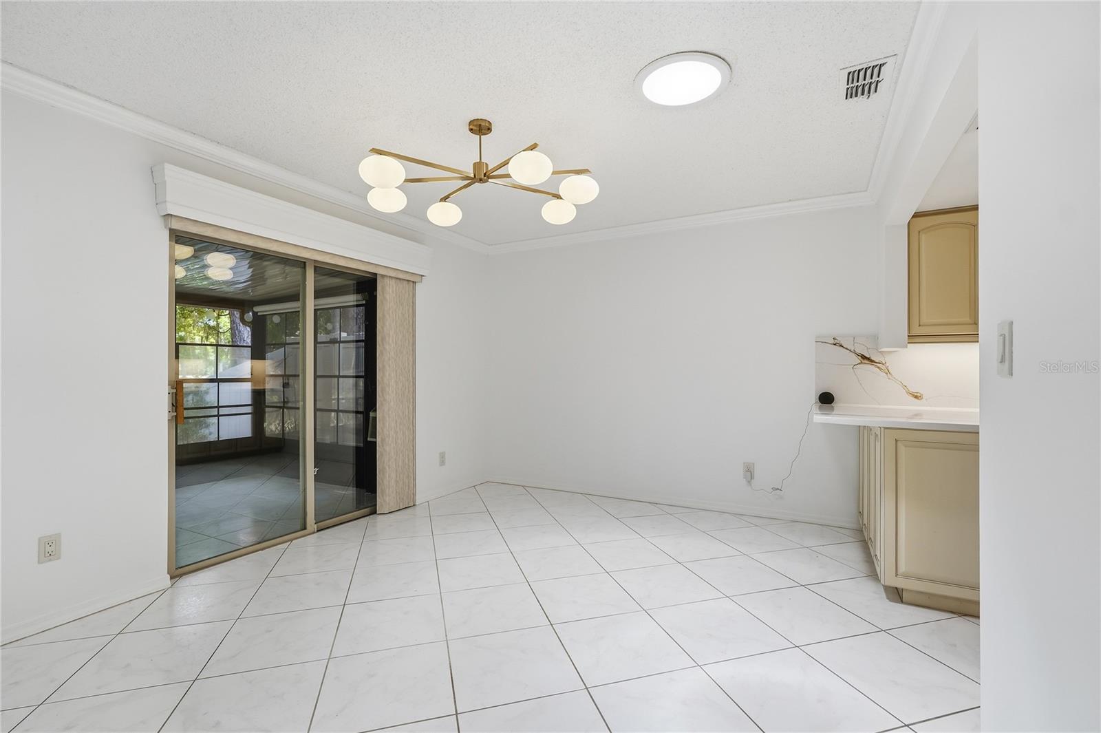 3071 BOLT DR — photo 18