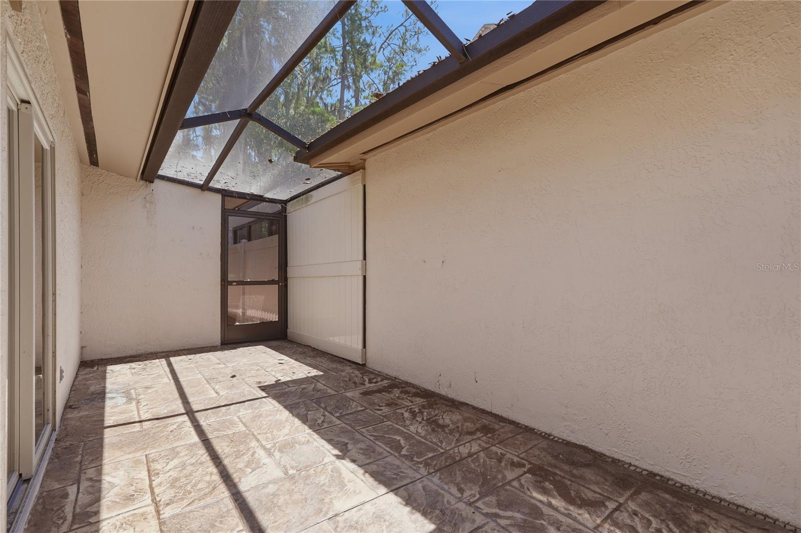 3071 BOLT DR — photo 36