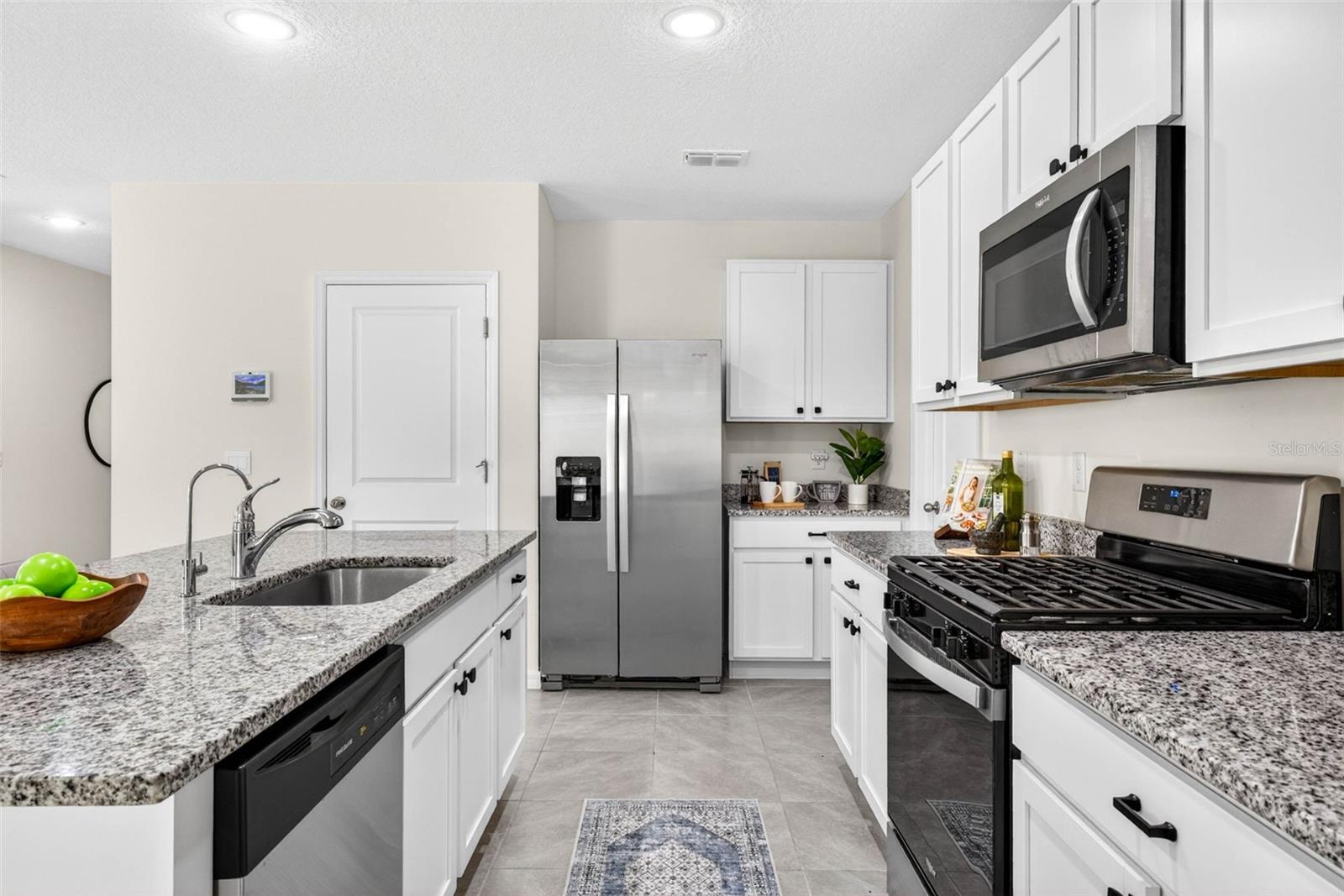 35686 SUNFLOWER HILL DR — photo 8