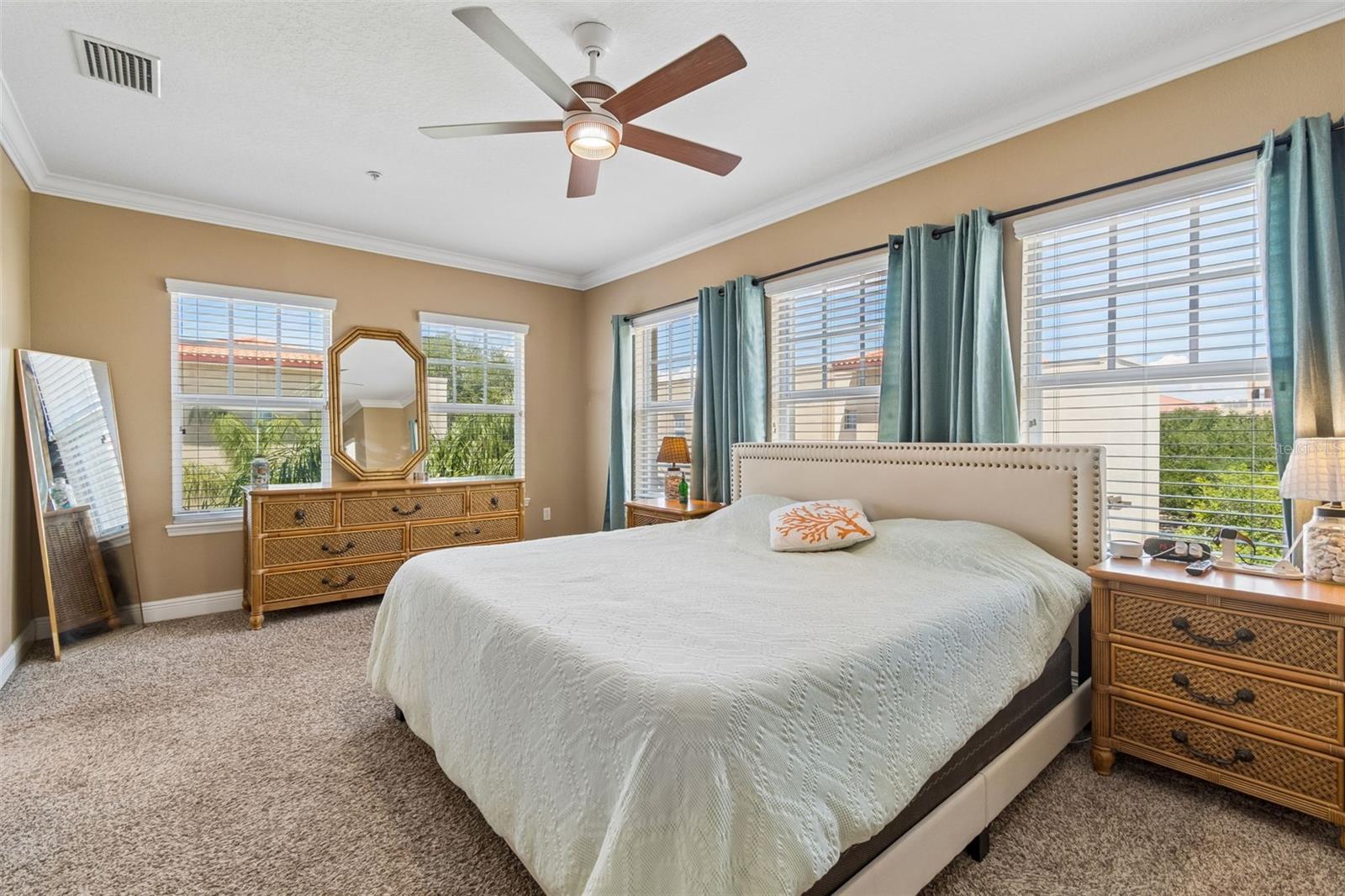 650 SIREN WIND LN — photo 35