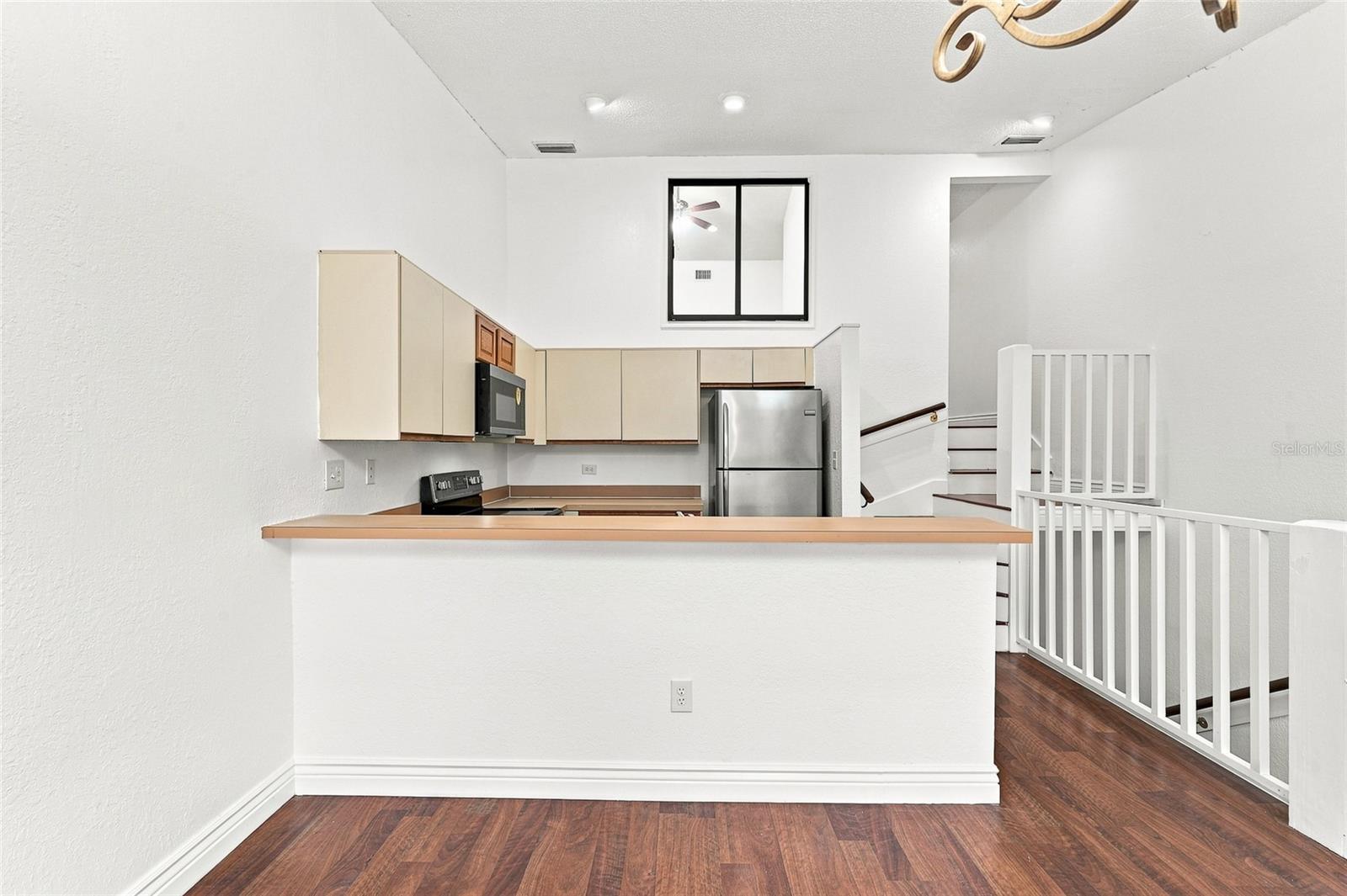 6435 92ND PL N #902 — photo 12