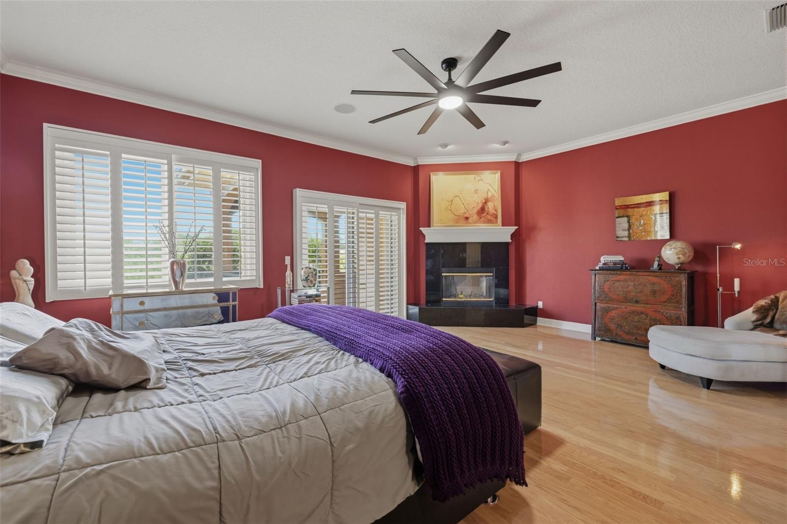 615 SAXONY BLVD — photo 25