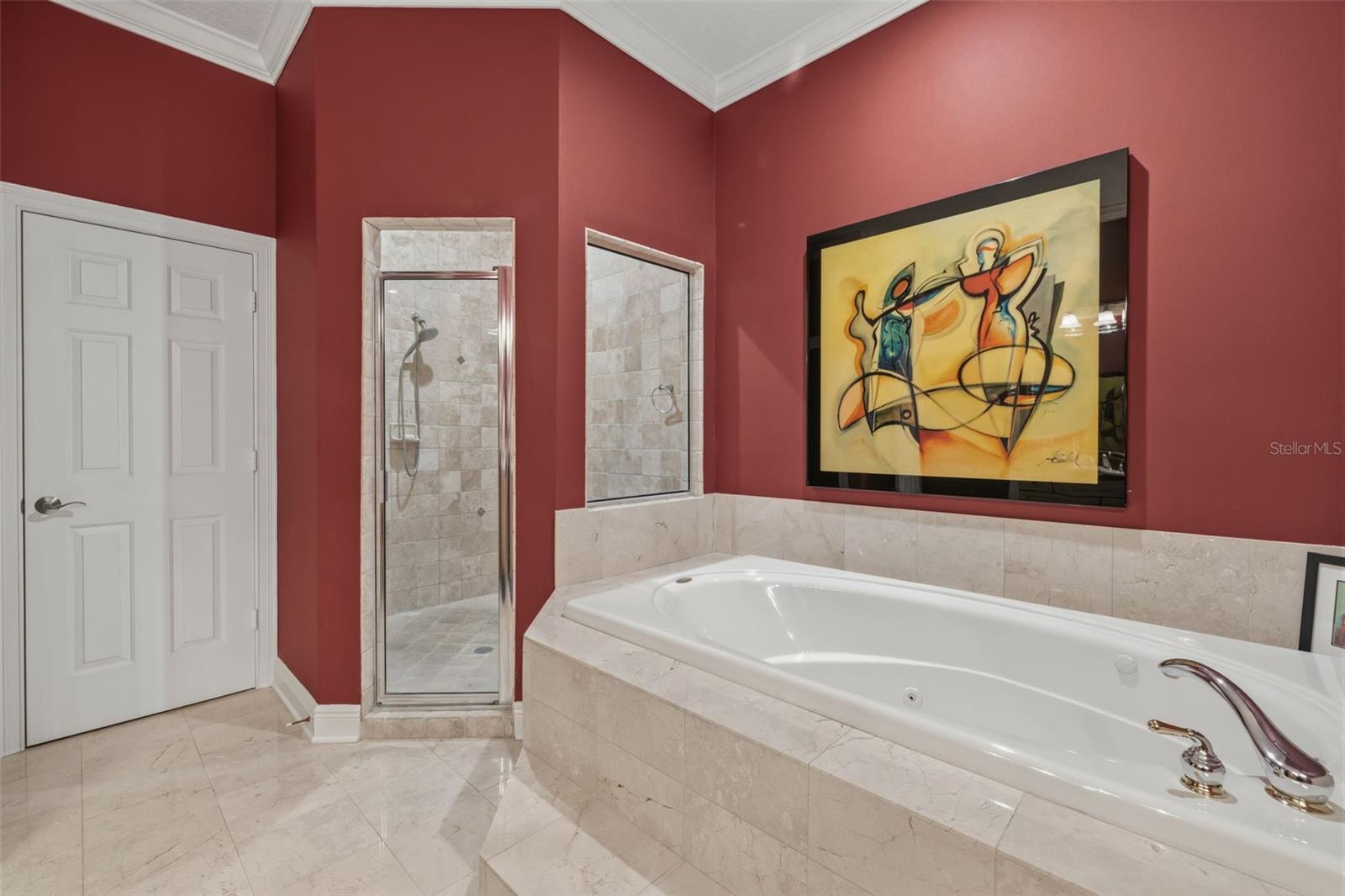 615 SAXONY BLVD — photo 31