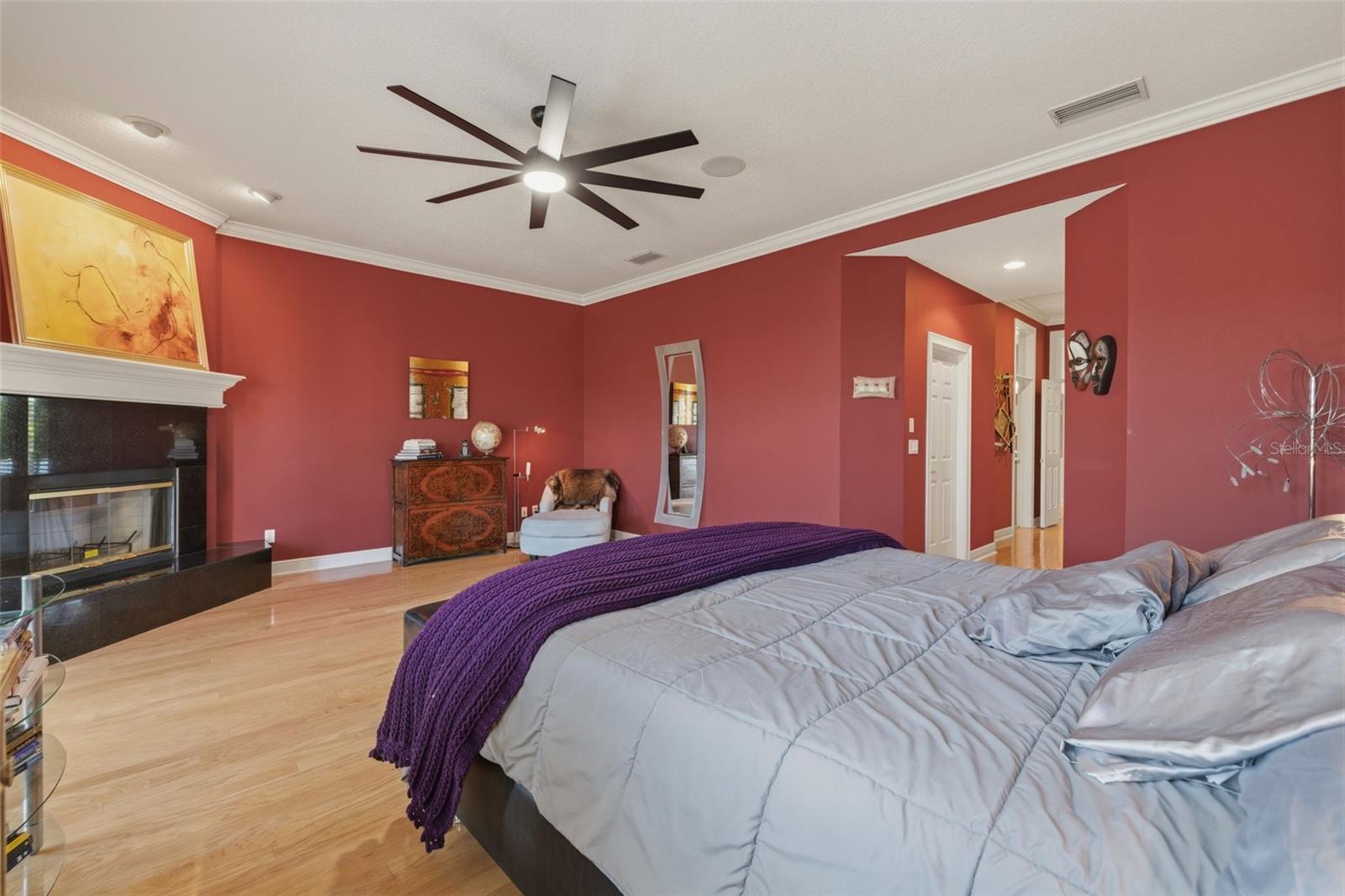 615 SAXONY BLVD — photo 26