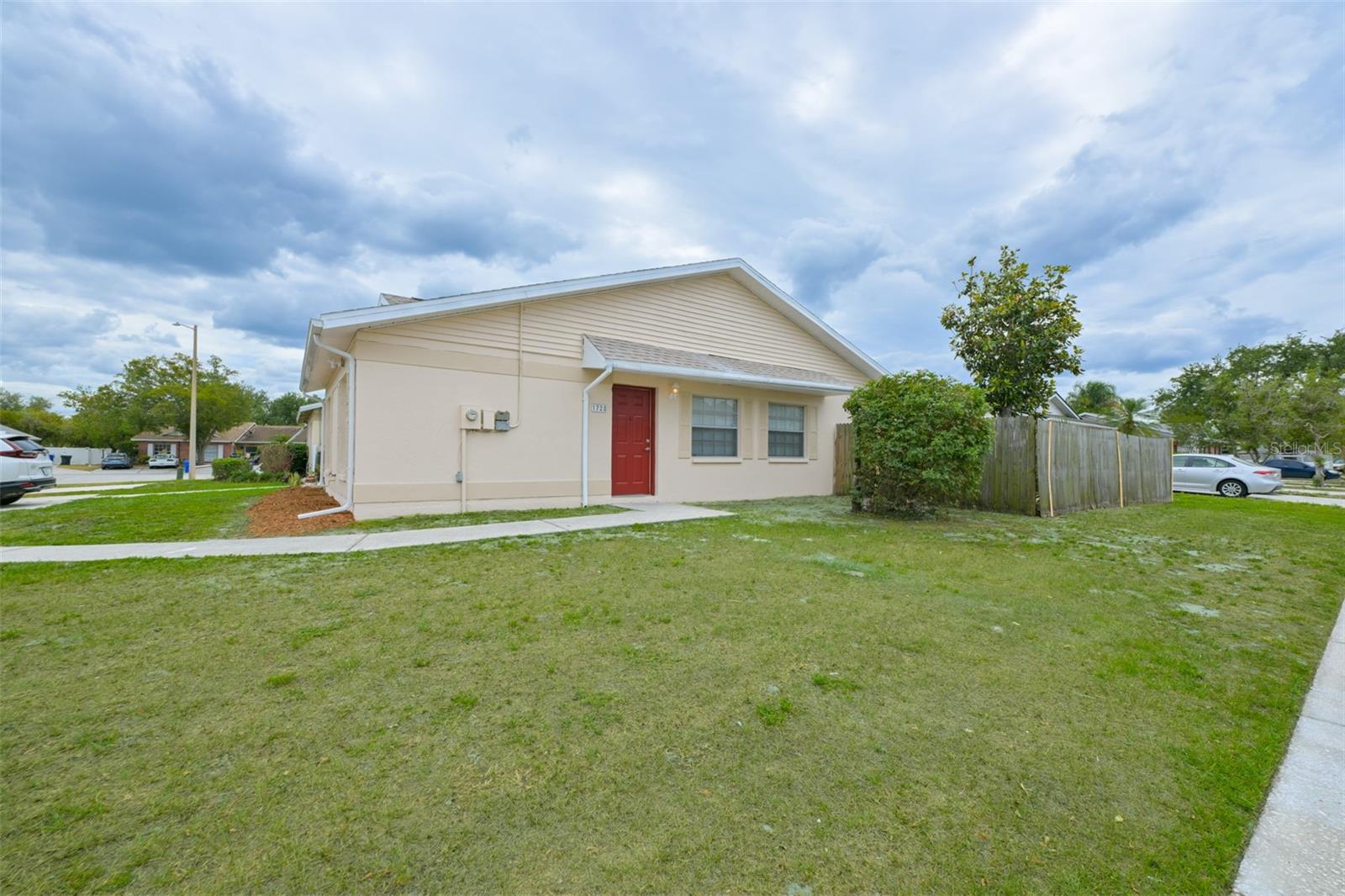 1720 OAK BRANCH CT — photo 31