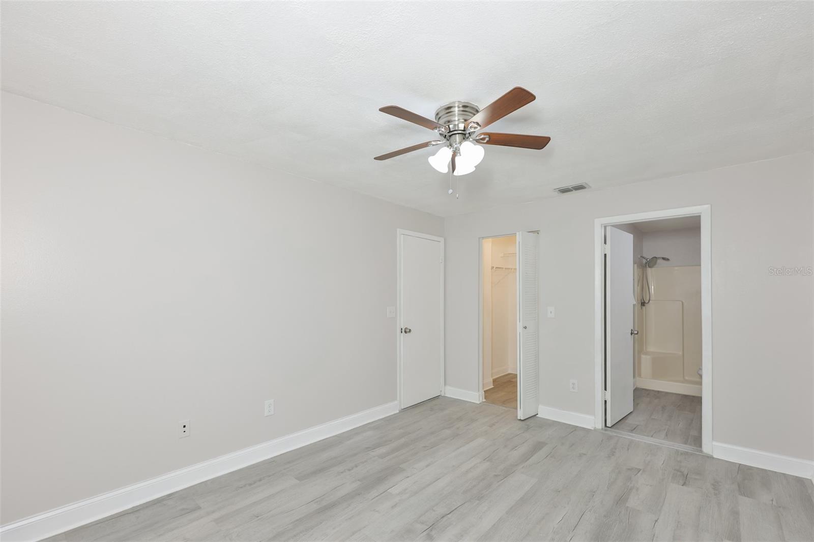 1720 OAK BRANCH CT — photo 12