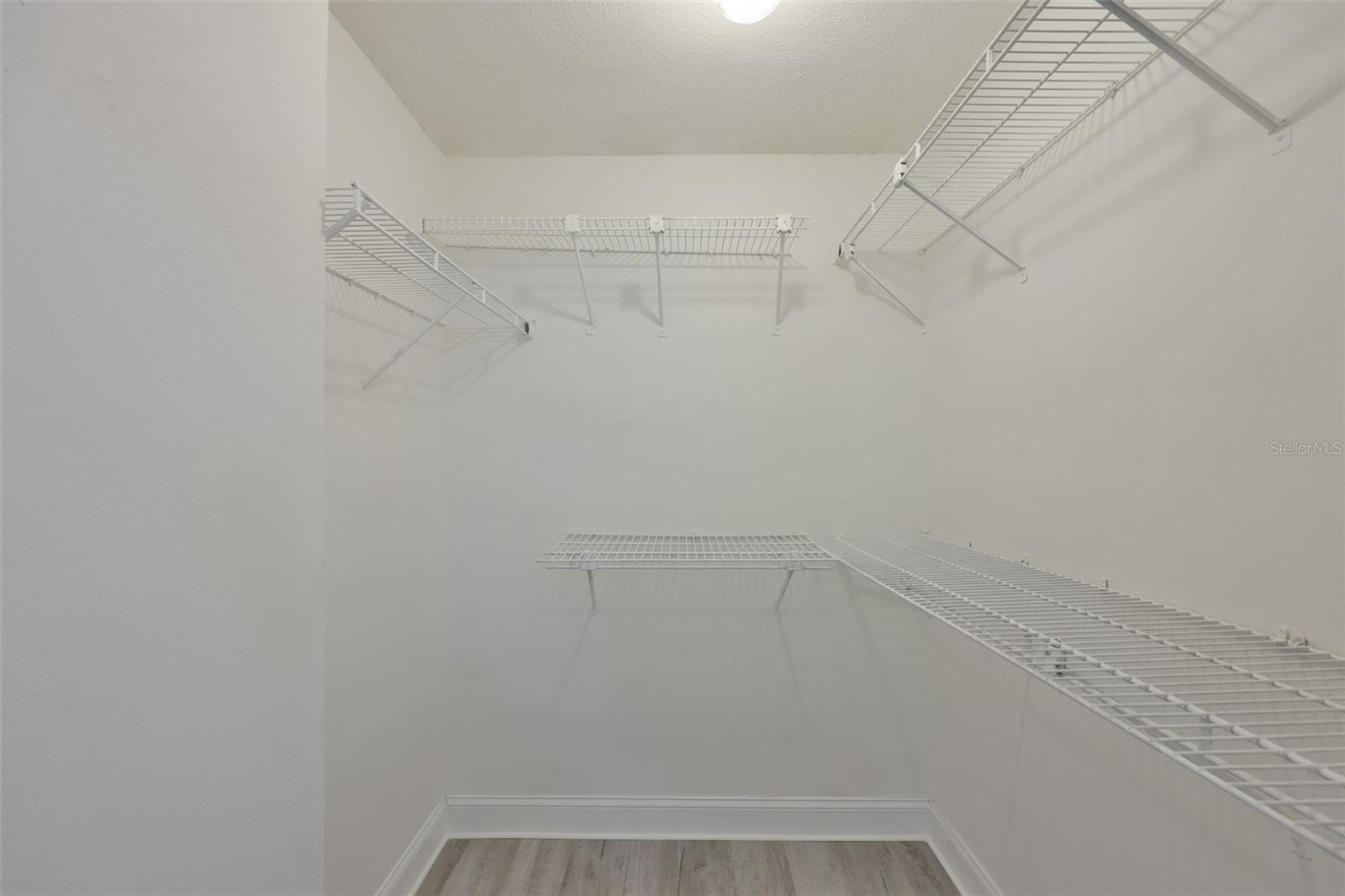 1720 OAK BRANCH CT — photo 17