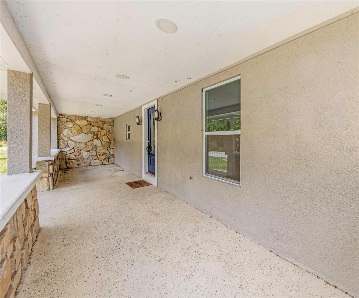 9224 ELZA ST — photo 3