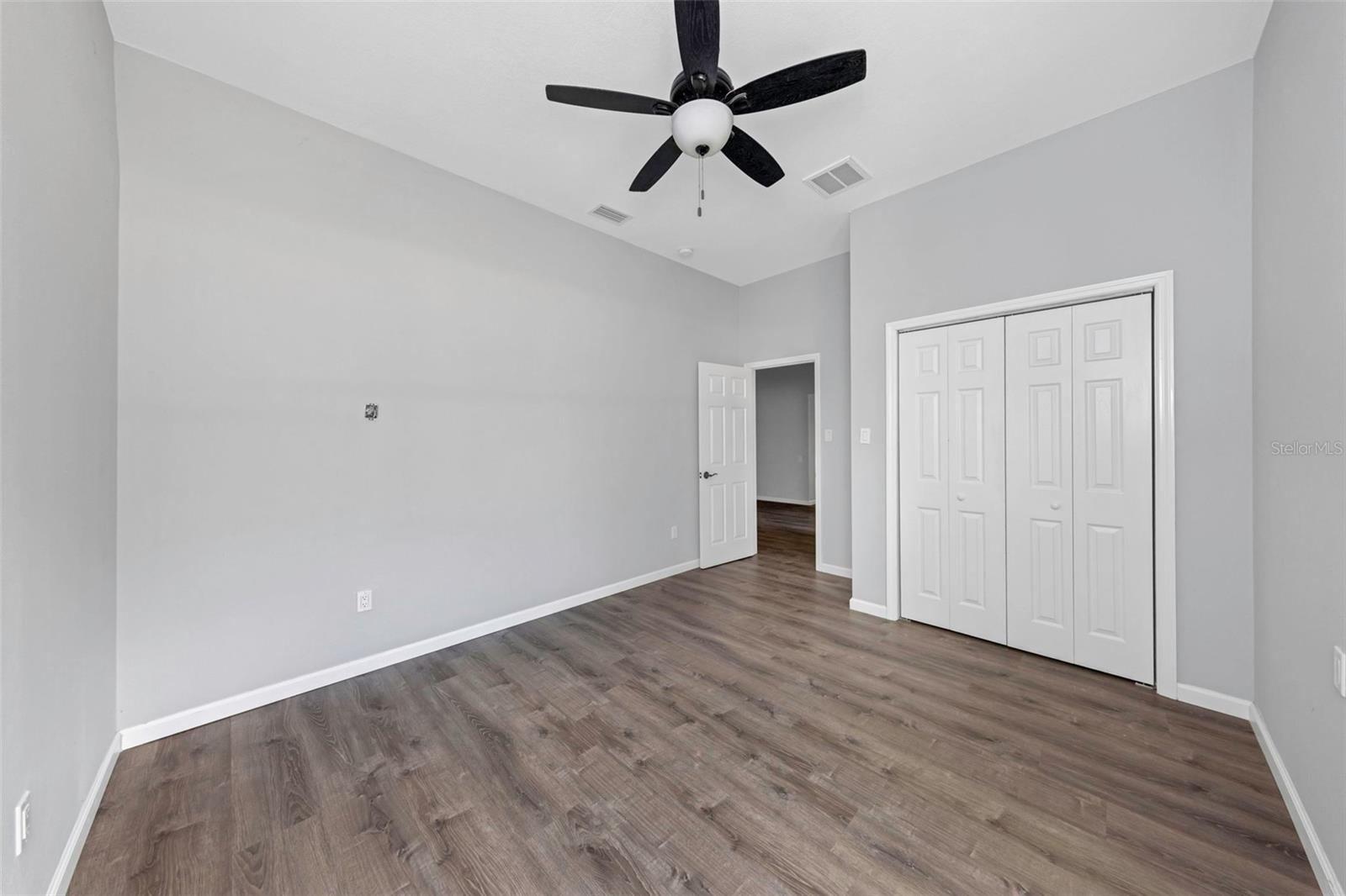 9224 ELZA ST — photo 25