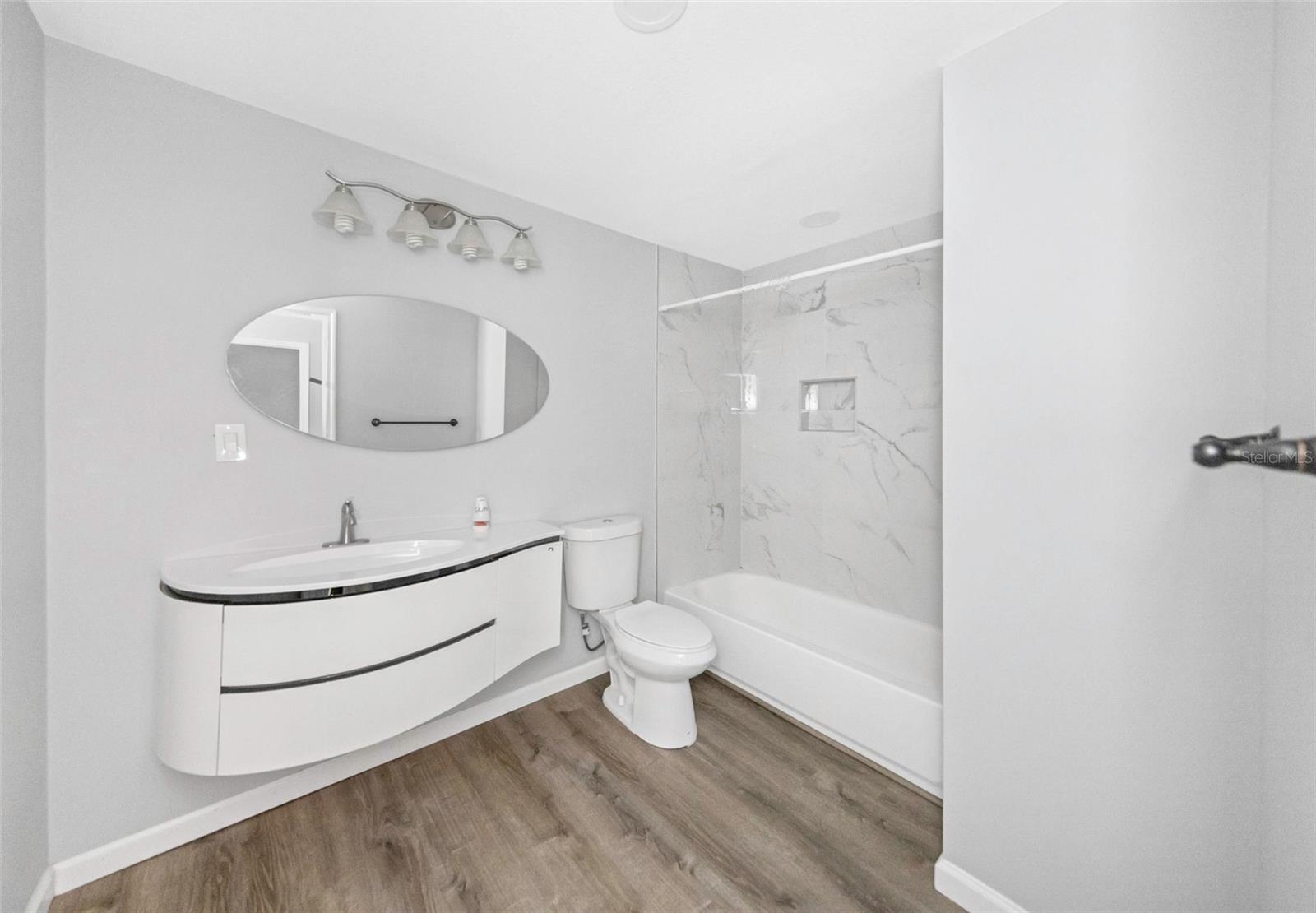 9224 ELZA ST — photo 28