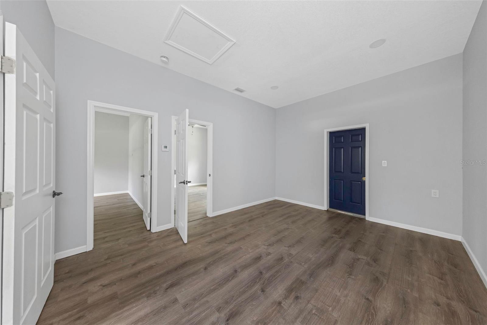 9224 ELZA ST — photo 14
