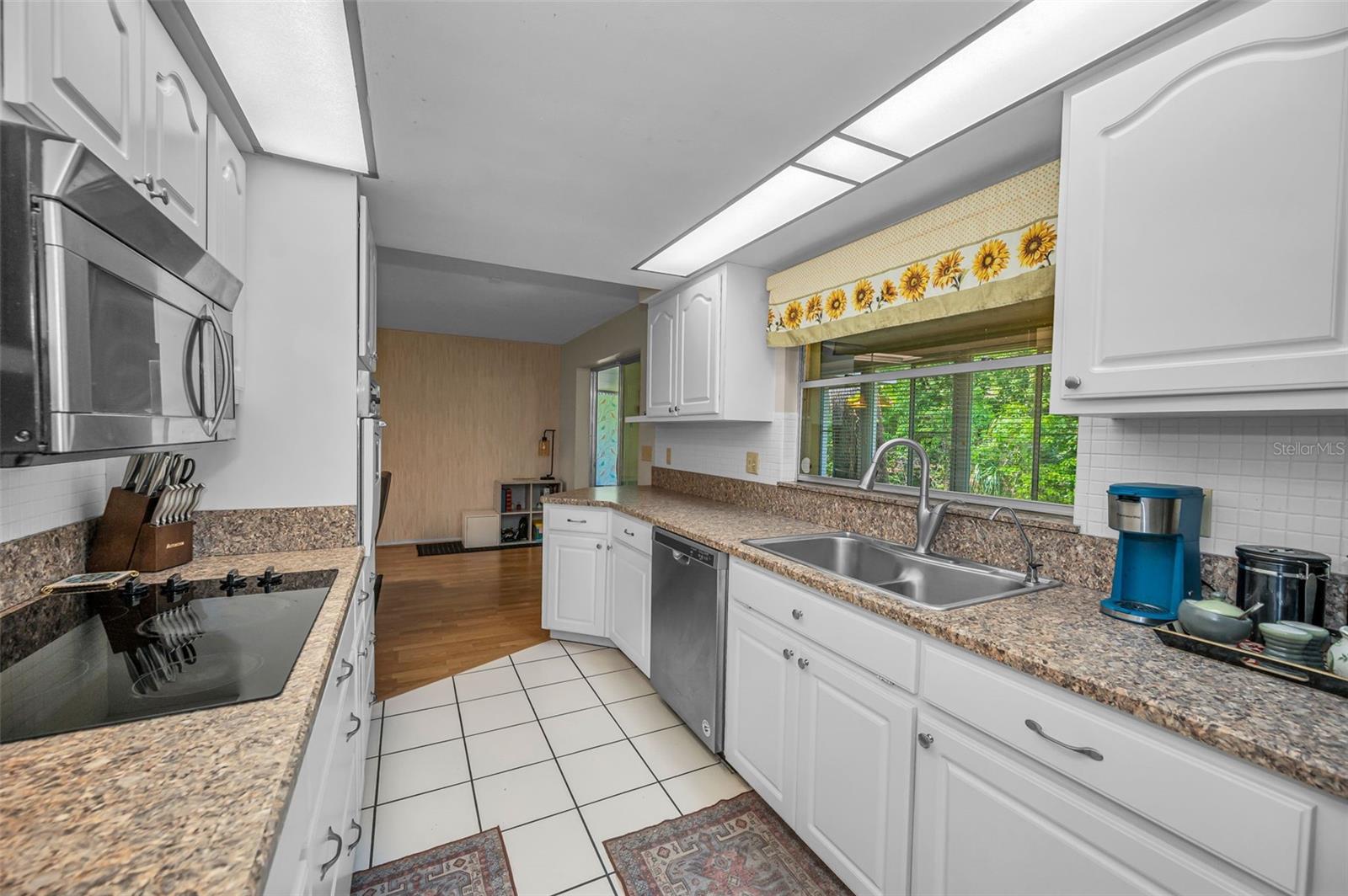 1368 WILLIAMS DR — photo 15