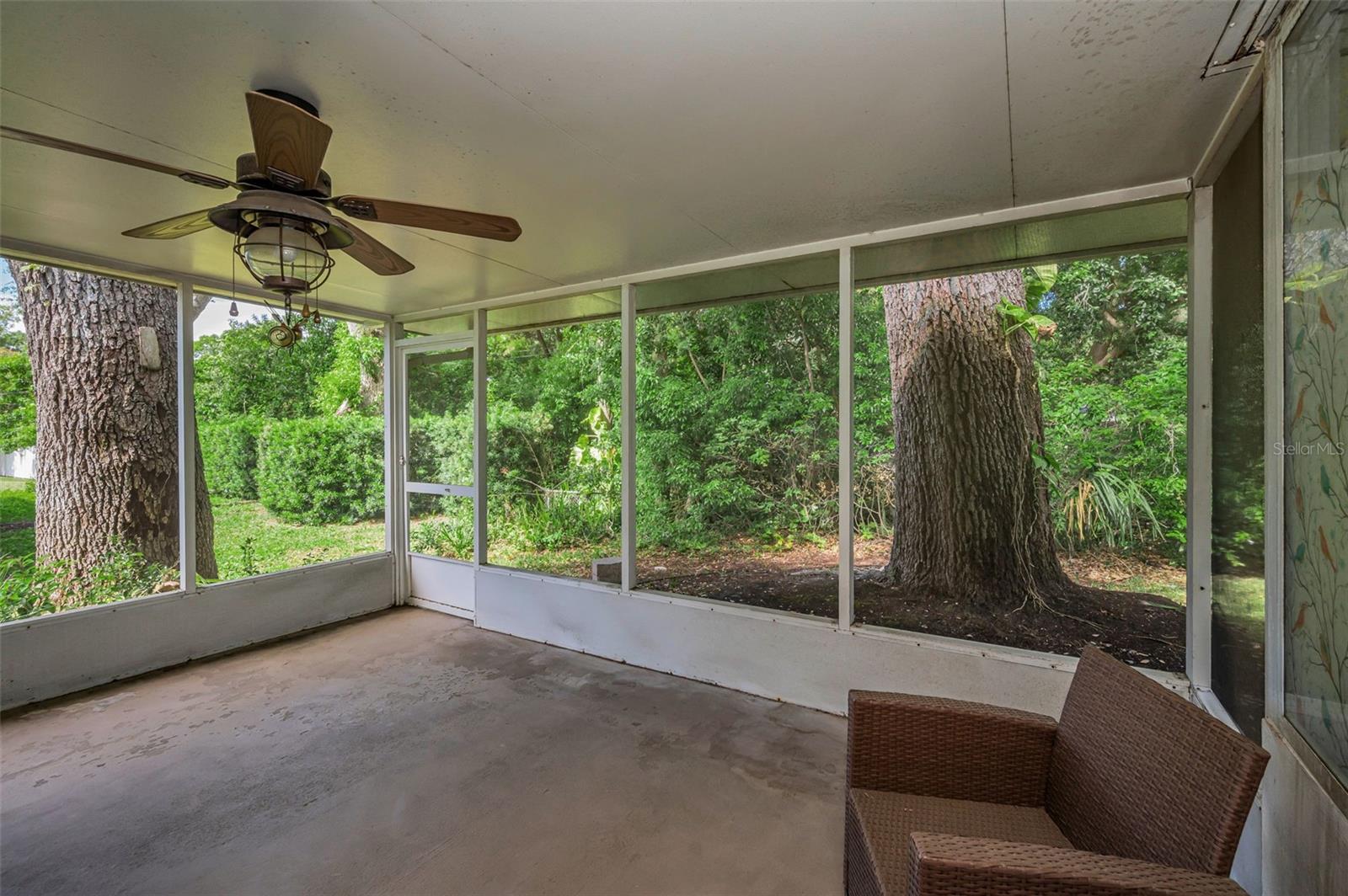 1368 WILLIAMS DR — photo 27
