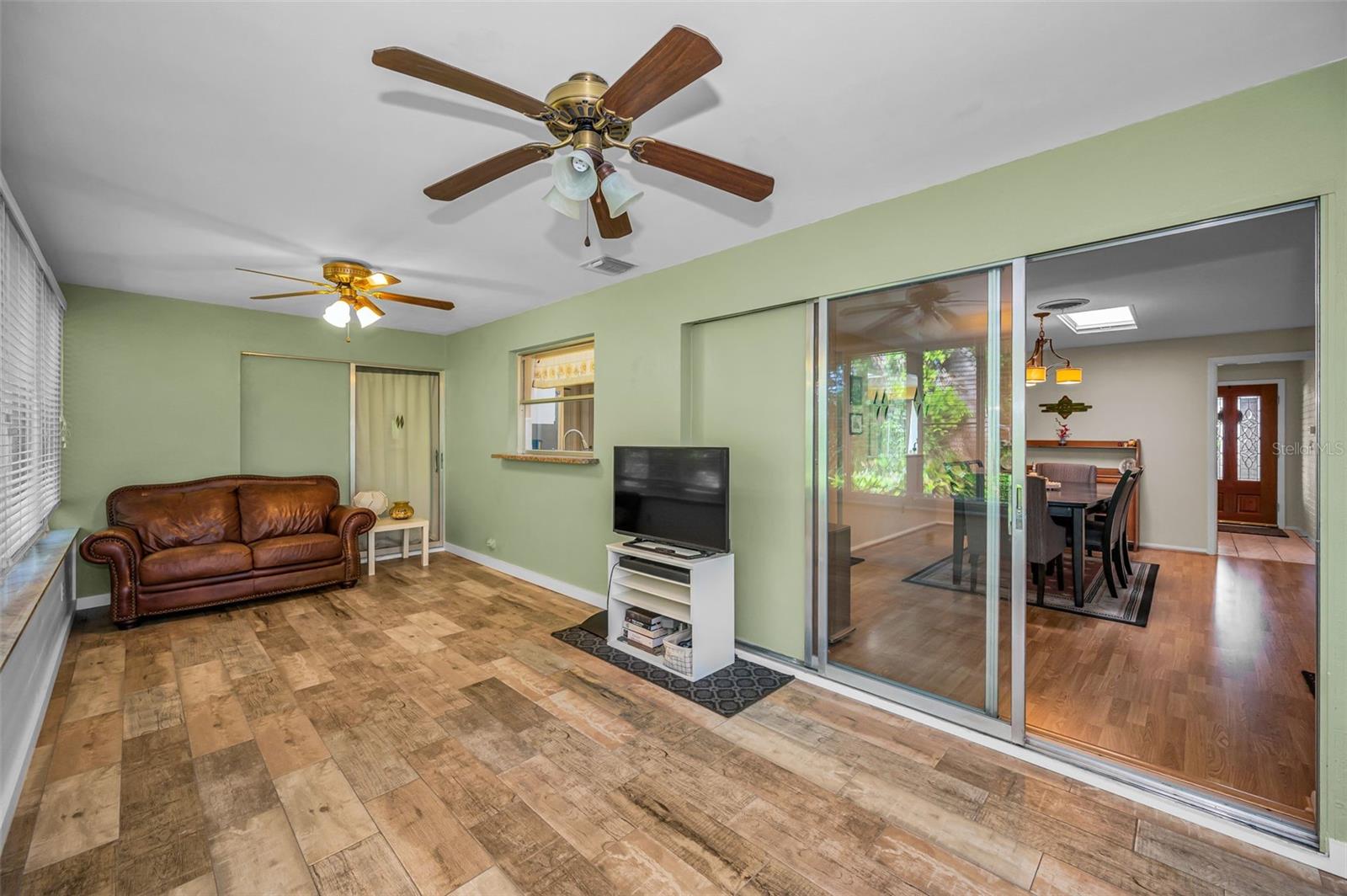 1368 WILLIAMS DR — photo 18