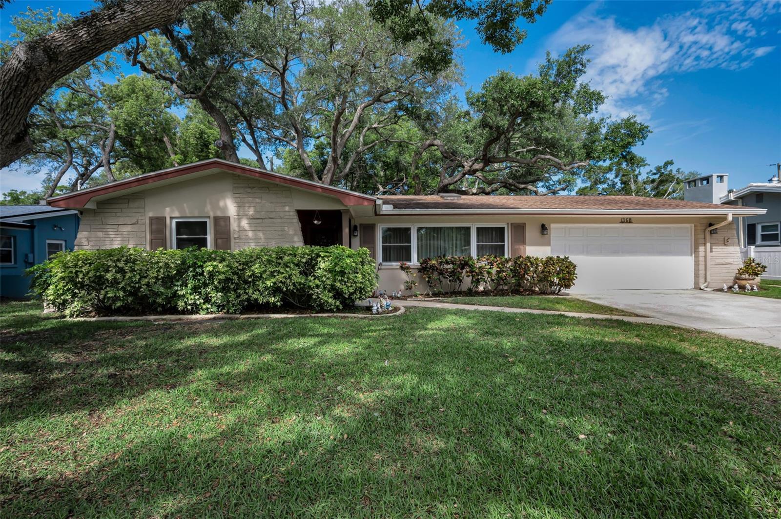 1368 WILLIAMS DR — photo 2