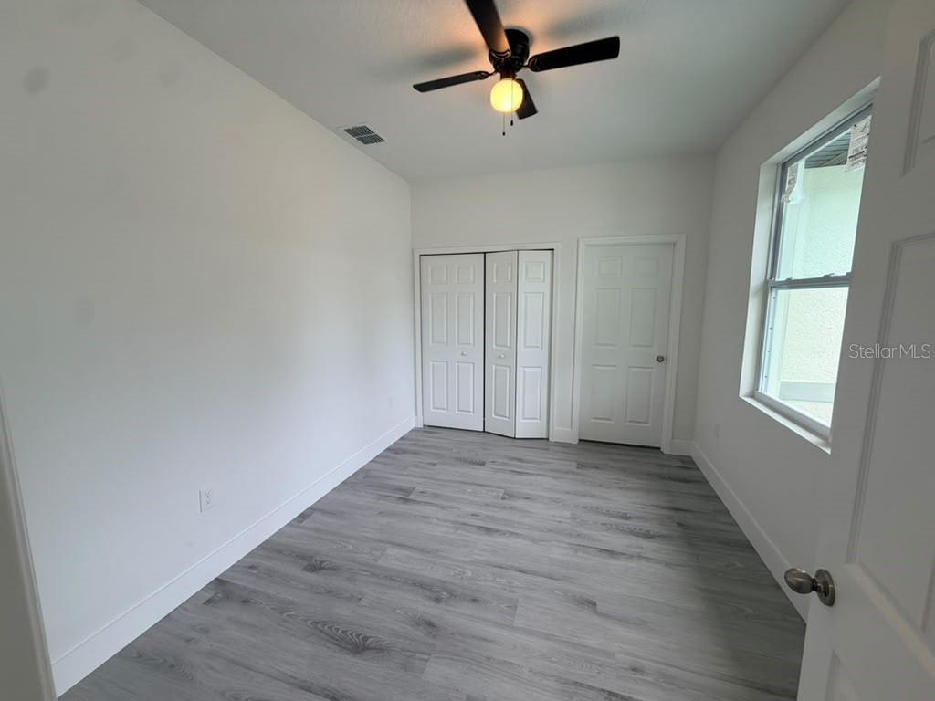 2693 JEANNIN DR — photo 8