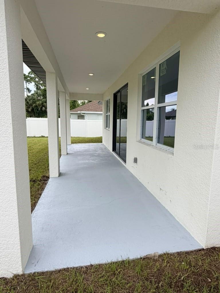 2693 JEANNIN DR — photo 12