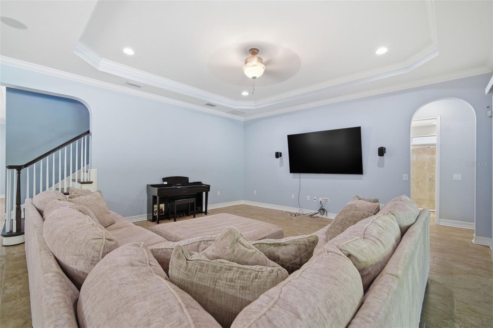 4335 ORTONA LN — photo 24