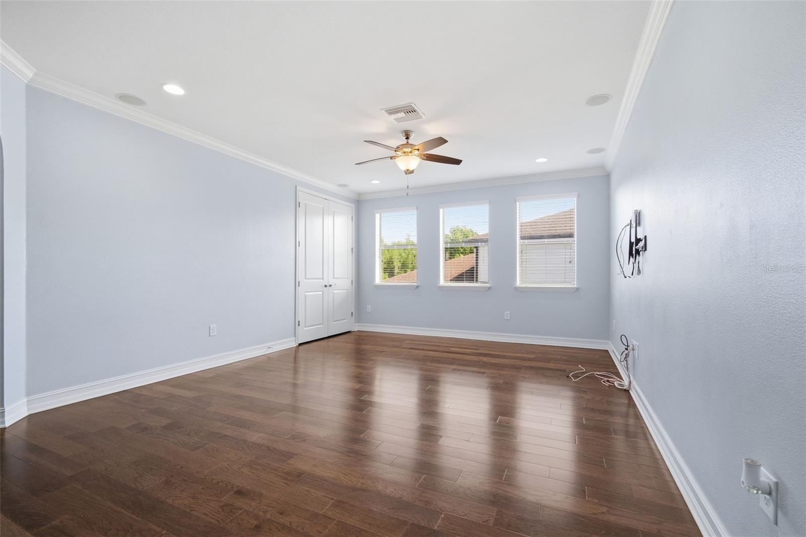 4335 ORTONA LN — photo 44