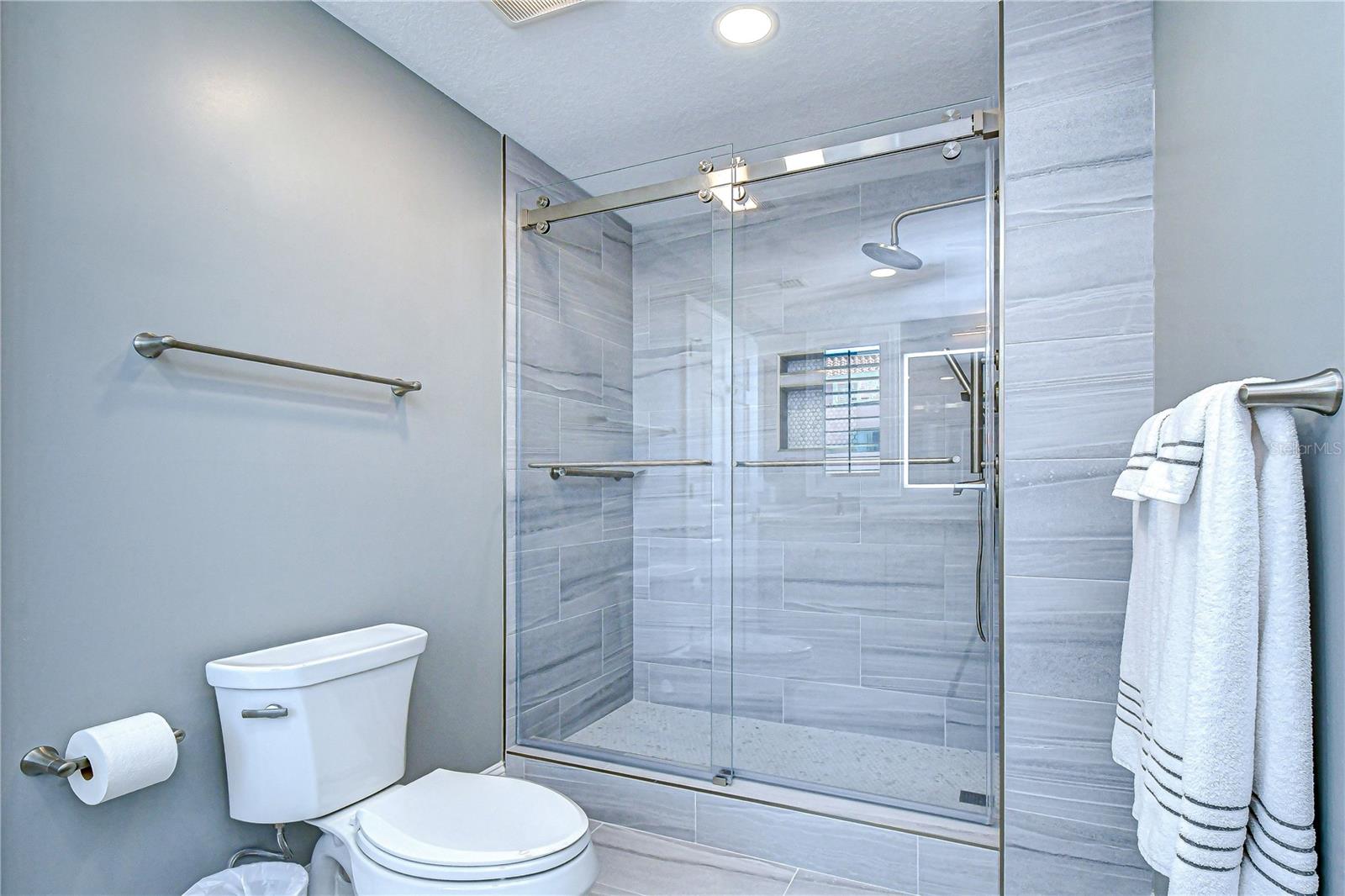 555 5TH AVE NE #711 — photo 65