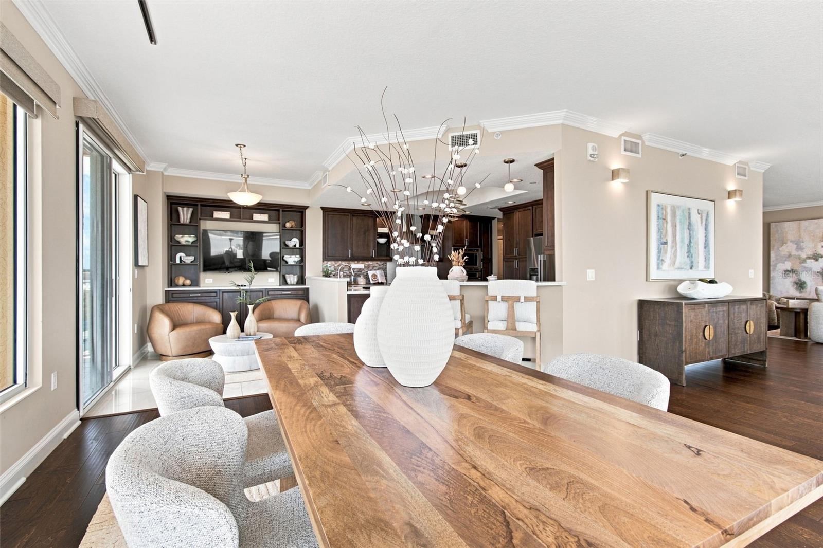 555 5TH AVE NE #711 — photo 33