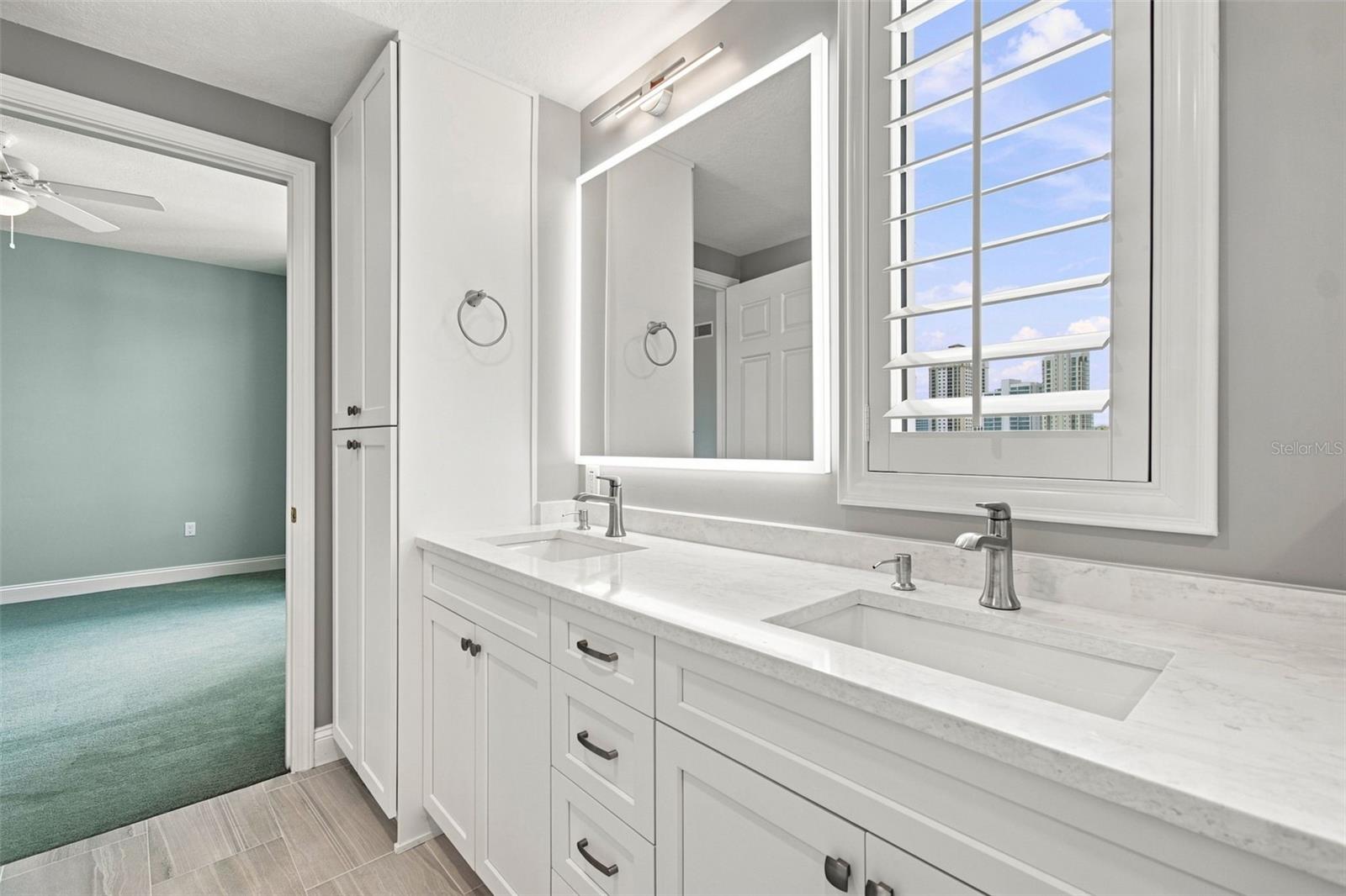 555 5TH AVE NE #711 — photo 63